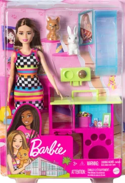Barbie nukke ja lemmikki hoitola