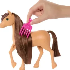 Barbie poni Pepper ja tarvikkeet