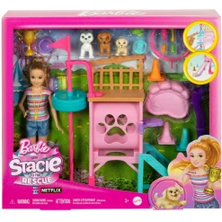Barbie Stacie nukke ja koirien leikkipaikka