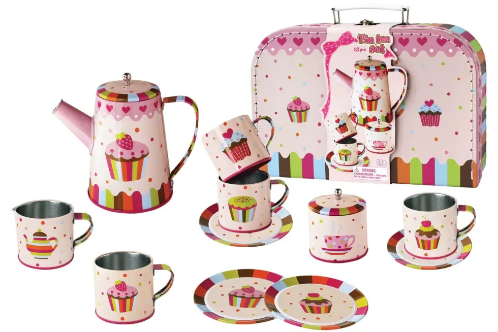 Cupcake tee astiasto salkussa