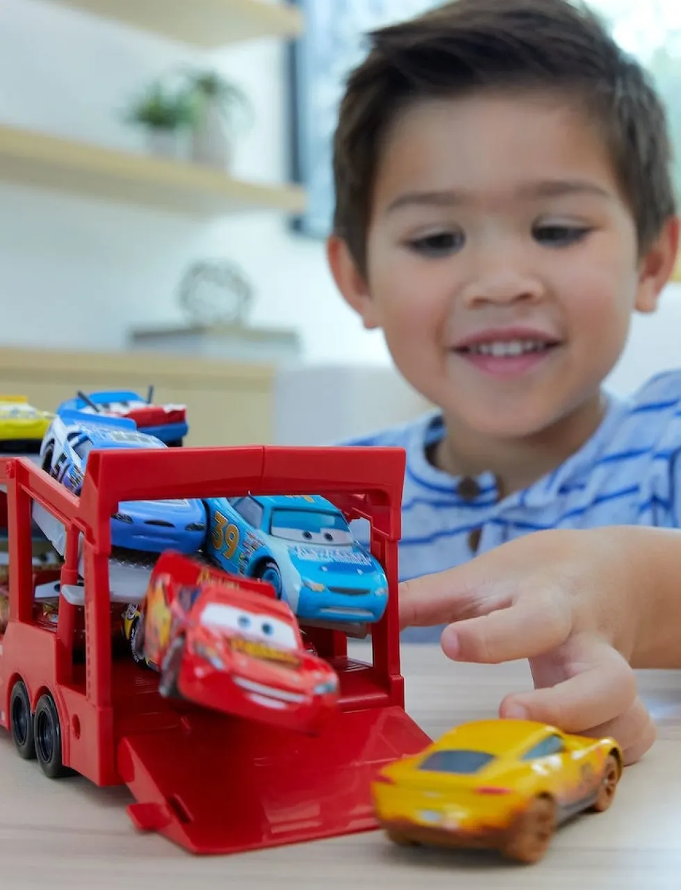 Disney Cars Make autonkuljetus rekka