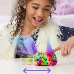 Furby Dj Furblet Rain-Bow-Kat Interaktiivinen pehmolelu