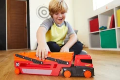 Hot Wheels Mega Hauler kuljetus rekka