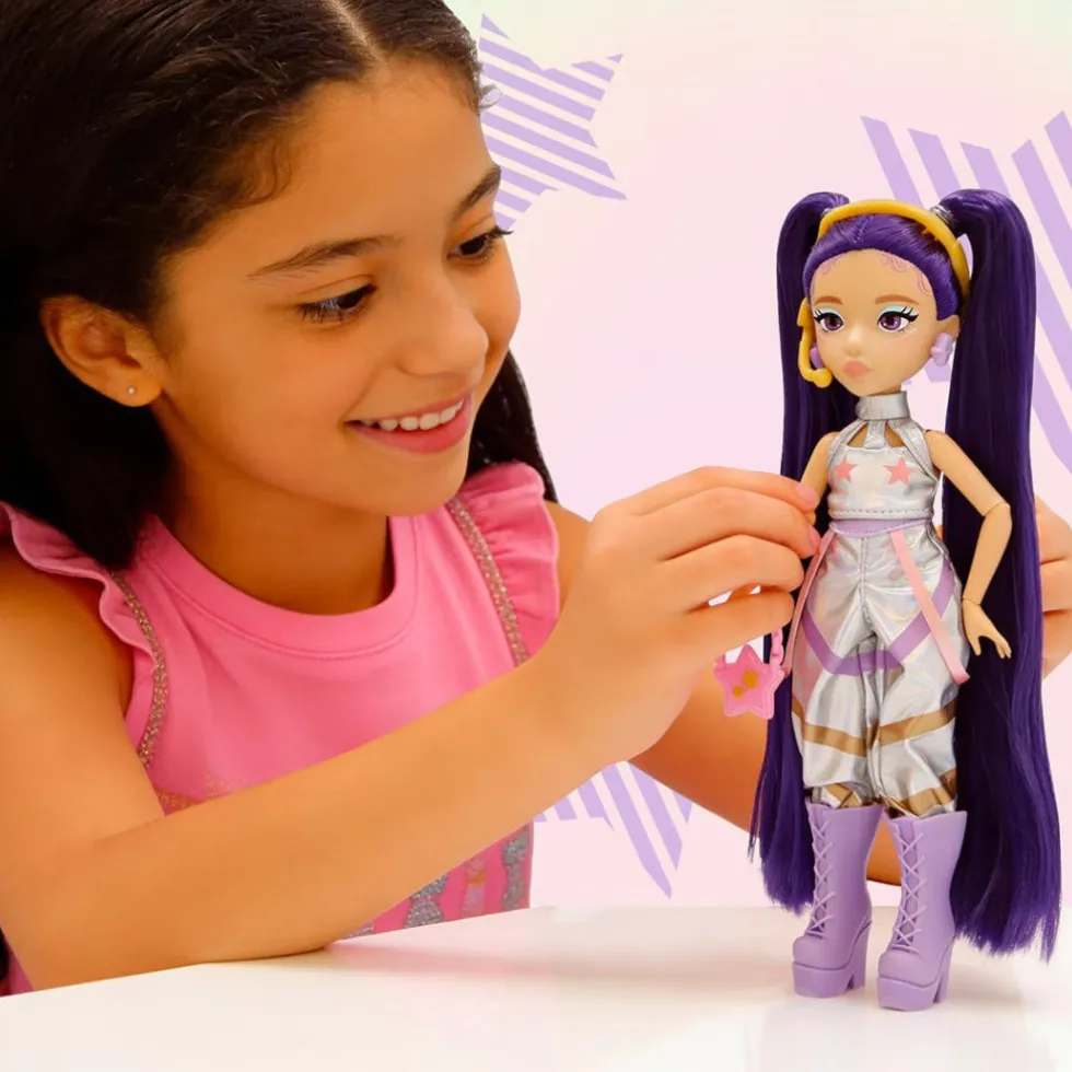K-Pop idol muoti nukke Mina