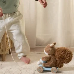 Little Dutch Orava vedettävä pehmo lelu