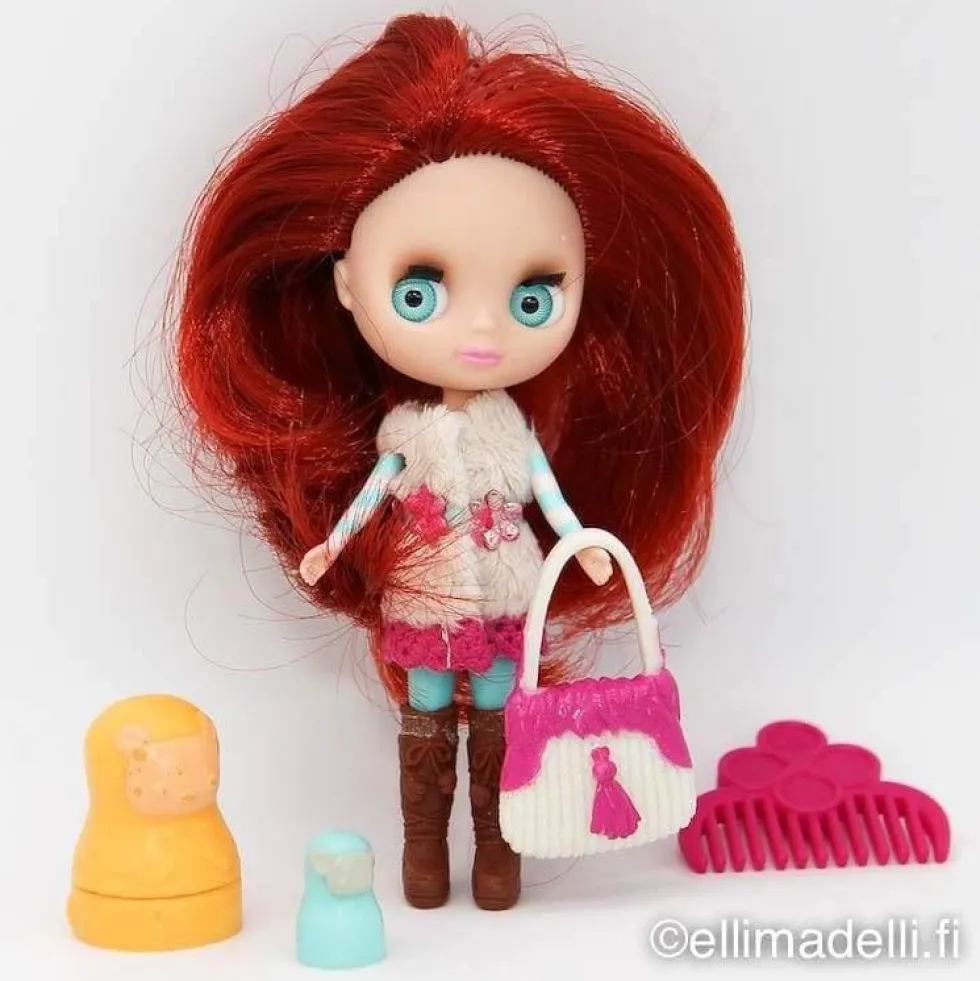 Littlest Petshop Blythe nukke B24