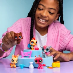 Littlest Pet Shop G7 Farm Besties Collector Set