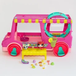 Littlest Petshop iso Herkkurekka ja petsihahmot
