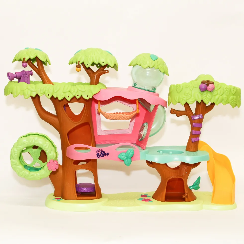 Littlest Petshop iso Tammipuu Talo