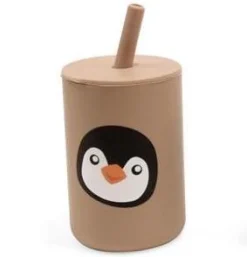 Magni pingviini muki pillillä