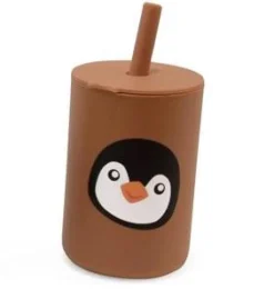 Magni pingviini muki pillillä