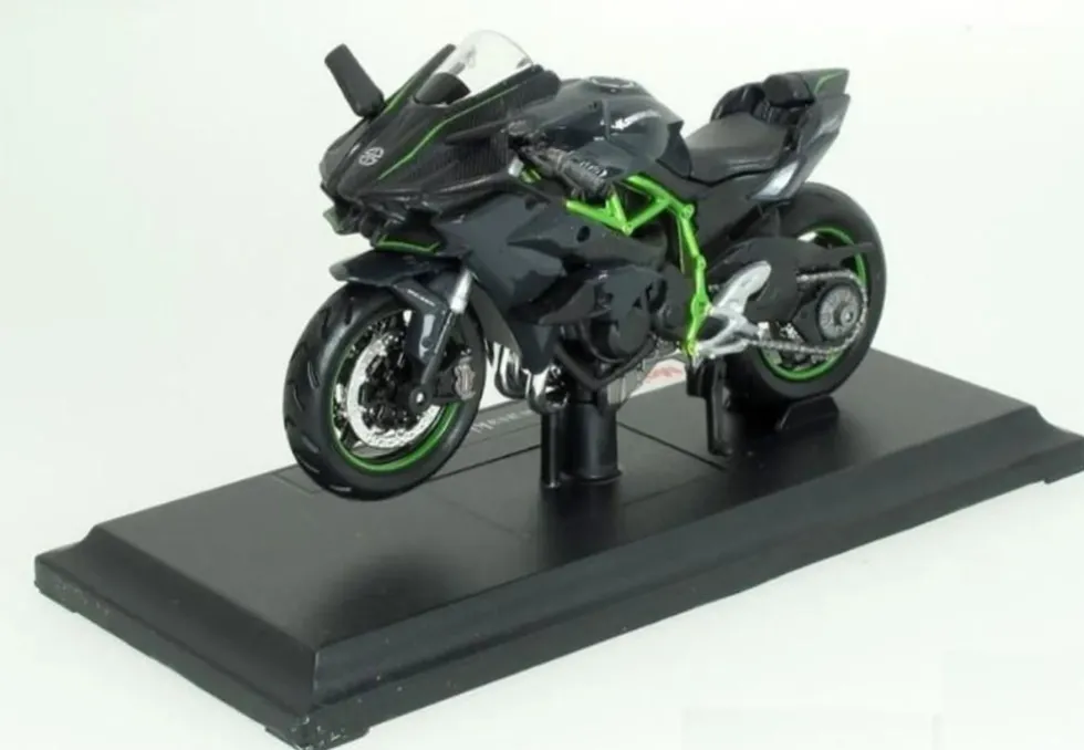 Maisto 1:18 Special Edition Moottoripyörä - lajitelma