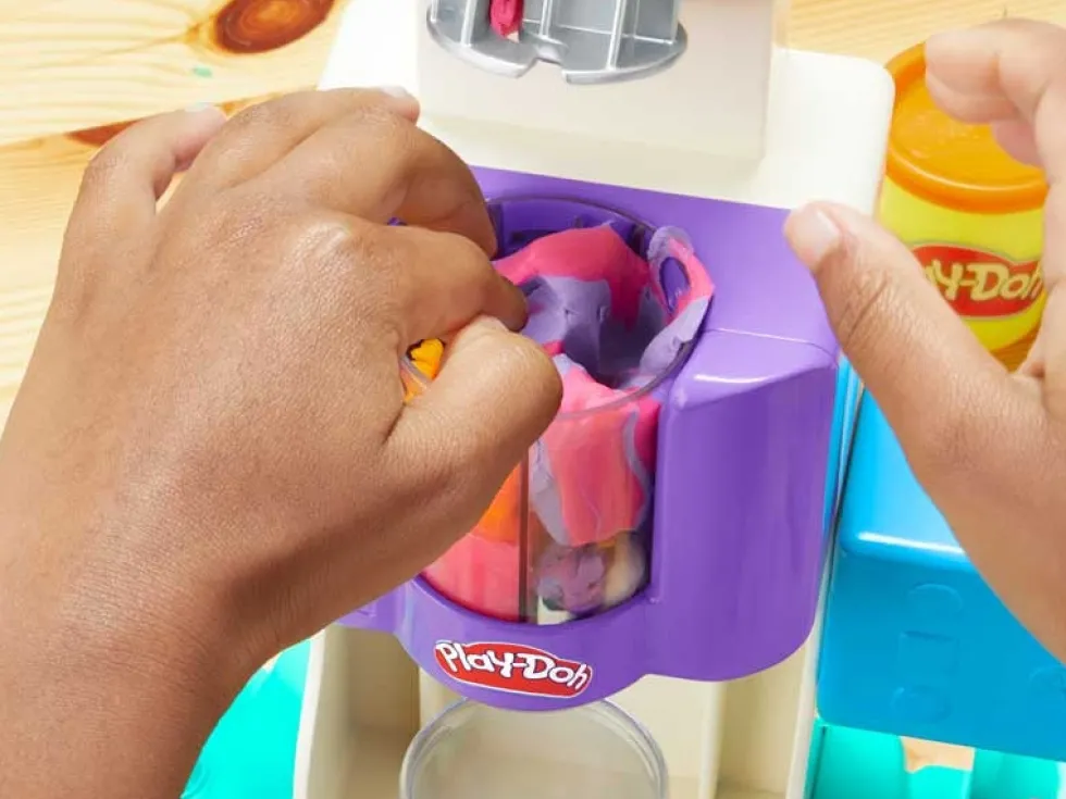 Play-Doh Muovailuvaha Jäätelökone leikkisetti