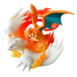 Pokemon 2019 Charizard & Reshiram figuuri - Second Hand