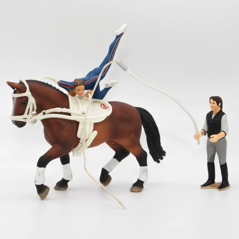 Schleich Hannoverin hevonen 13296, vikeltäjä ja kouluttaja - Second Hand