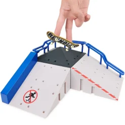 Tech Deck X-Connect Pyramid Point sormiskeitti pakkaus